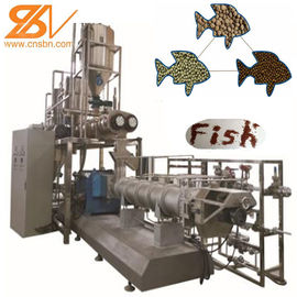 Machines automatiques de traitement des granulés alimentaires pour poissons dans l'usine Saibainuo