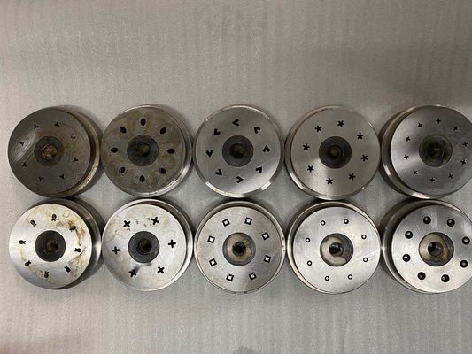Ligne de production entièrement automatique d'aliments pour crevettes pour poissons secs avec moteur Siemens